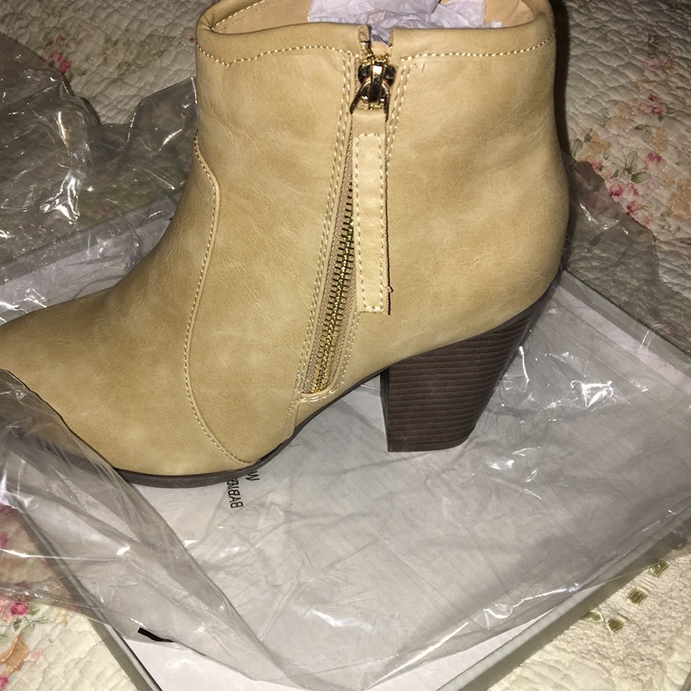 Women’s Booties